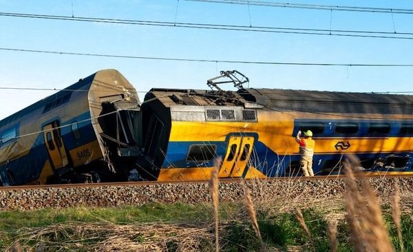 1 orang tewas dan puluhan orang luka luka dalam kecelakan kereta di belanda 56397