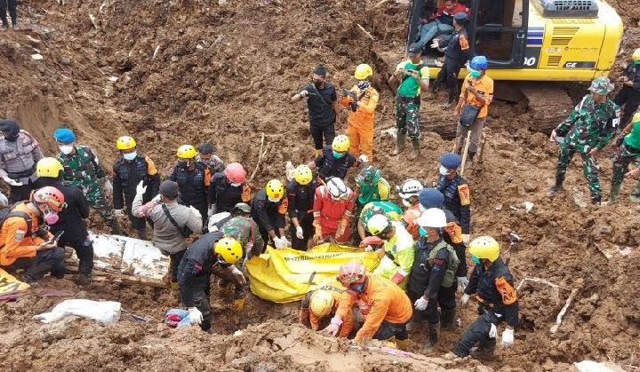 11 korban masih belum ditemukan masa tanggap darurat diperpanjang hingga 30 november 51962