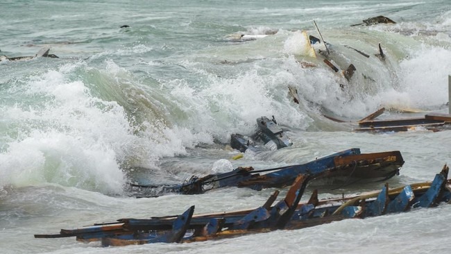 41 orang hilang akibat kapal imigran tenggelam di laut mediterania 62135