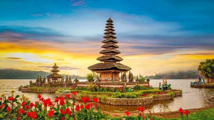 7 destinasi wisata indonesia yang pernah dikunjungi selebriti dunia 50443