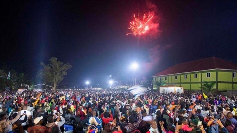 akibat berdesakan saat pesta kembang api di uganda 9 orang meninggal 52970