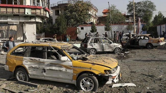 akibat bom bunuh diri yang meledak di afghanistan lebih dari 20 orang luka dan tewas 53262