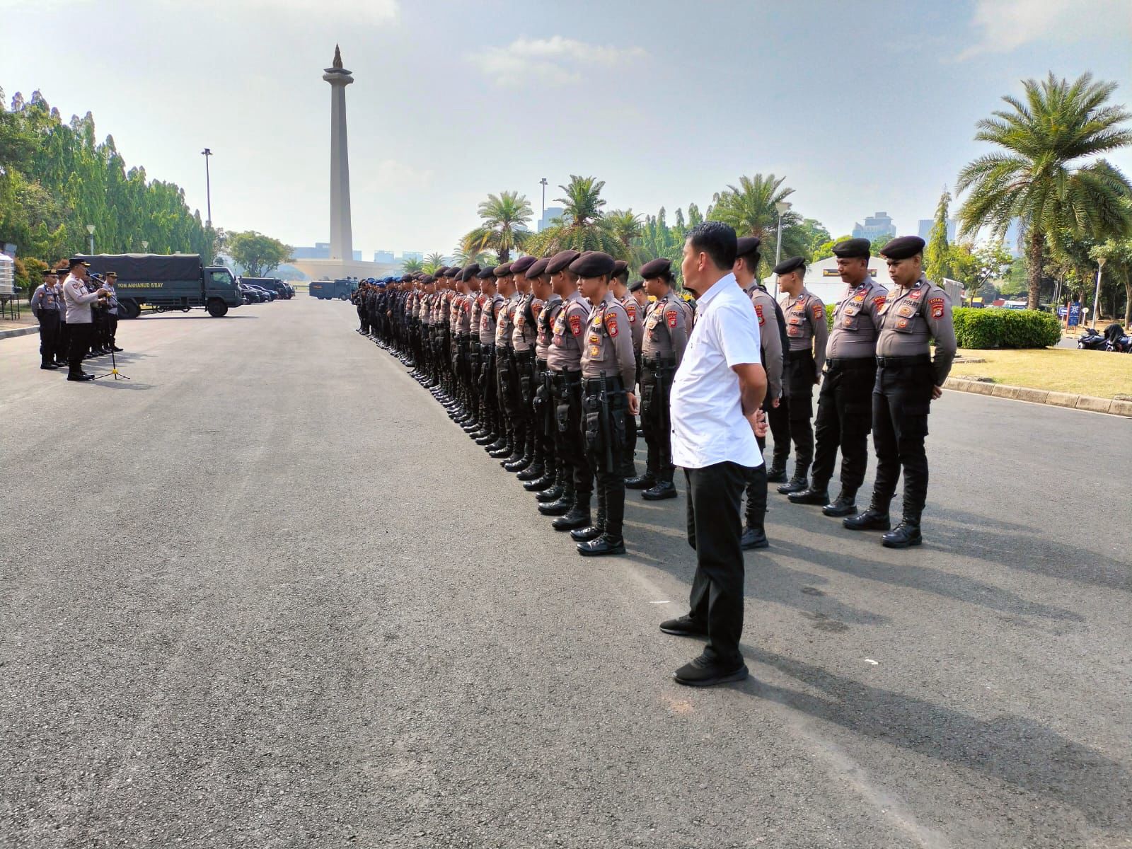 amankan kampanye pilkada dki jakarta hari ini ratusan polisi dikerahkan 80127