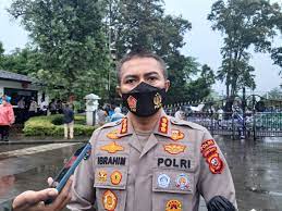 antisipasi gelombang wisatawan saat libur waisak polda jabar imbau masyarakat disiplin prokes 46874