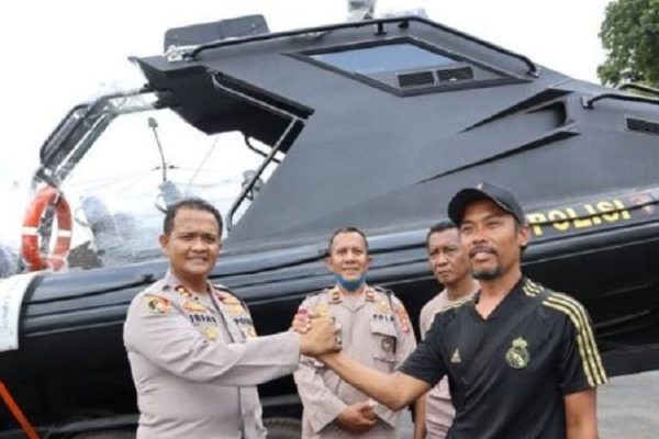 baharkam polri beri bantuan kapal patroli cepat jaga keamanan ajang super bike mandalika 50906