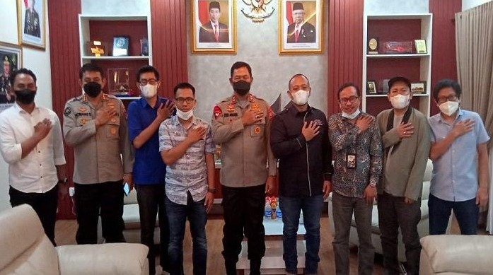 bahaya hoaks kapolda sulsel dukung amsi edukasi masyarakat 48380
