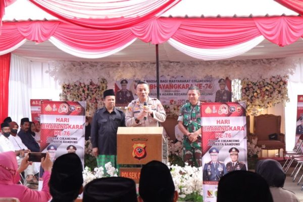 baksos polri dari khitanan hingga nikahan massal 47940