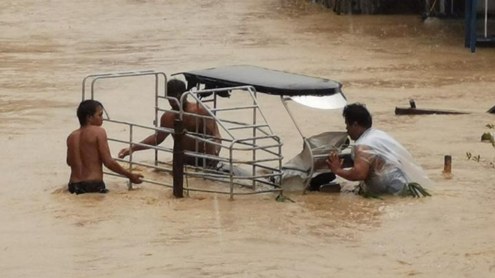 banjir bandang di filipina selatan tewaskan 13 orang 52805