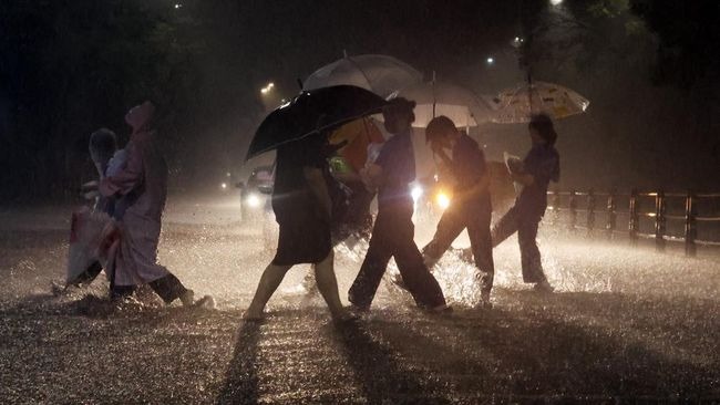 banjir parah rendam seoul korsel 7 orang meninggal dan 6 hilang 48833