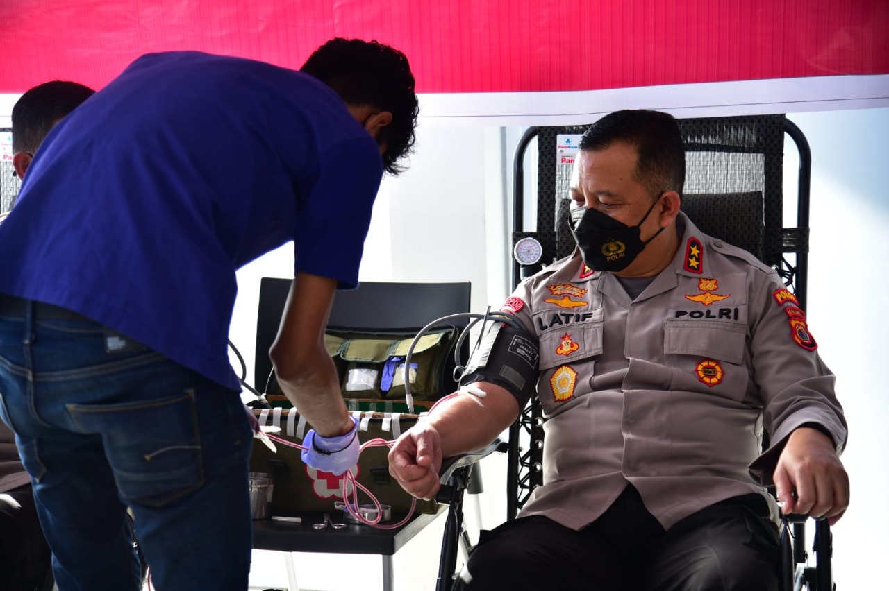 bantu masyarakat kapolda maluku donor darah 47364