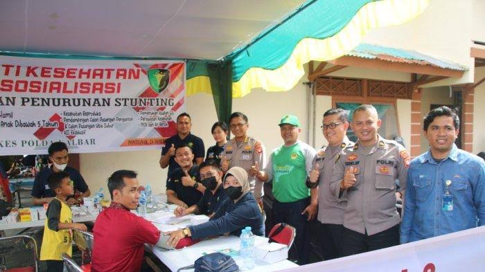 bentuk kepedulian terhadap sesama biddokes polda kalbar gelar baksos dan penyuluhan stunting 52710 1