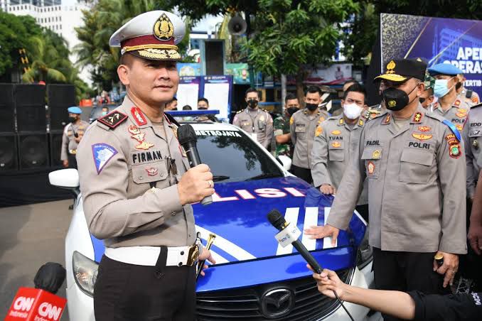berantas pungli di samsat korlantas polri imbau masyarakat jangan suap petugas kepolisian 50322