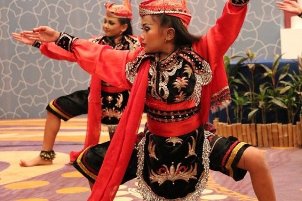 berikut tari tradisional jatim yang terkenal ke mancanegara 47020