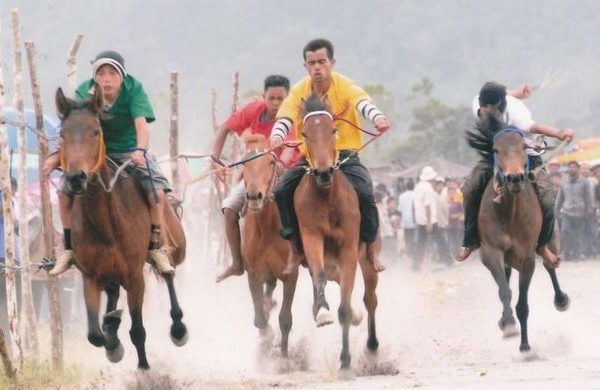 berikut tradisi 17 agustus dari berbagai daerah di indonesia 49043