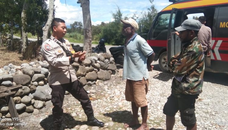 binmas jayawijaya sambangi kampung wesakin ajak warga jaga kamtibmas 55300