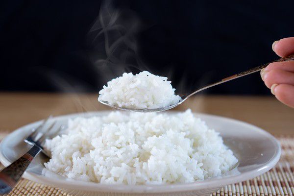 bisa bikin diabetes ini sederet efek samping makan nasi putih terlalu banyak 77057 1