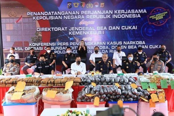 bongkar penyeludupan narkoba polri berhasil sita 121kg ganja dan 238kg sabu 46439