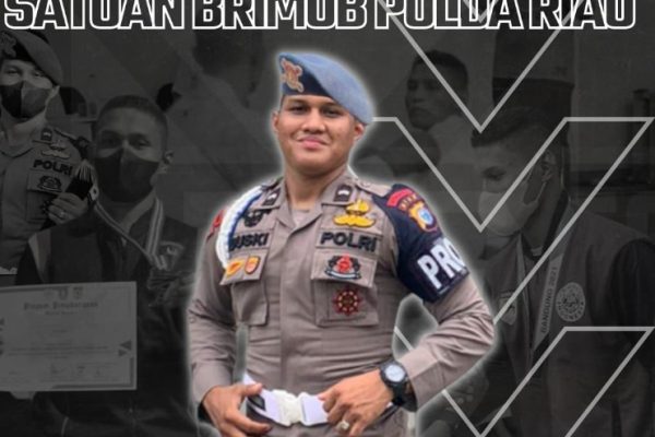 bripda muhammad duski mubaraq personel satuan brimobda riau dengan segudang prestasi dansat brimob dia membanggakan 48489