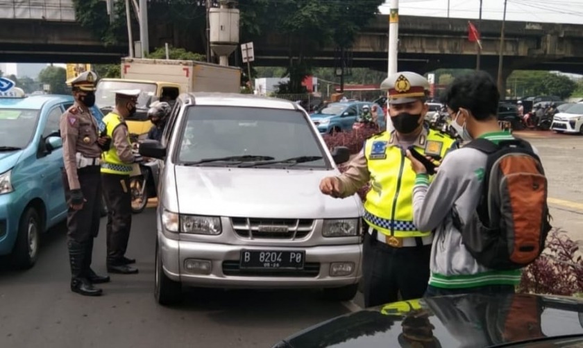 catat korlantas polri akan gelar operasi zebra mulai 14 27 oktober 2024 79755 1