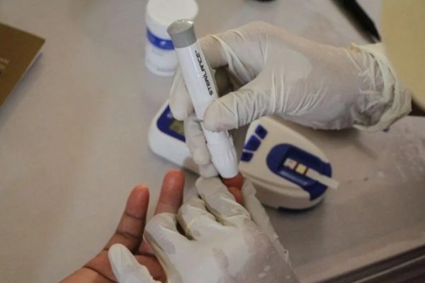 cek gula darah usai lebaran agar terhindar dari penyakit diabetes 72883