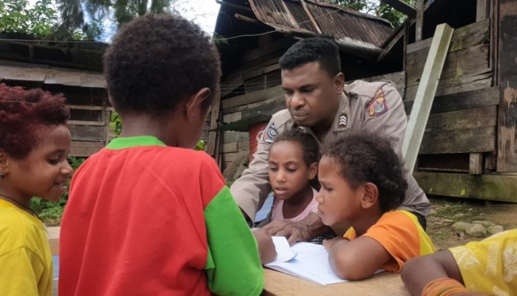 cerdaskan anak bangsa binmas noken terus gencarkan program si ipar 52433