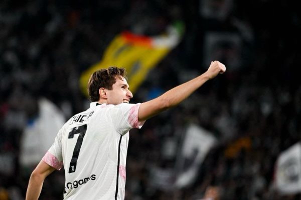coppa italia juventus bekuk lazia 2 0 tanpa balas 72142