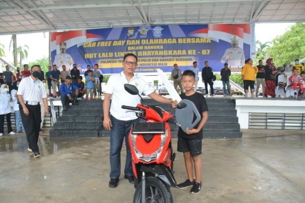 dalam rangka menyambut hut lalu lintas ke 67 ditlantas polda kepri mengadakan car free day dan olahraga bersama 49867