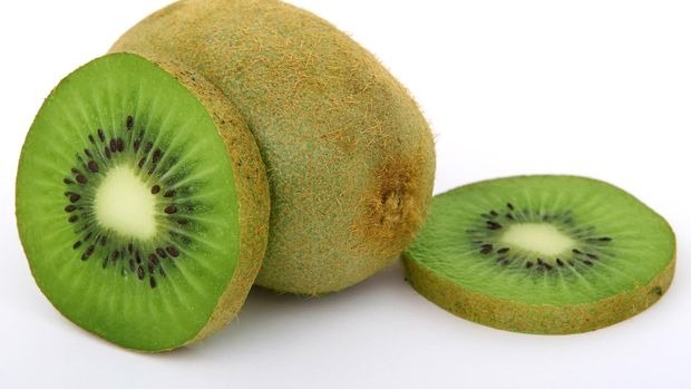 dapatkan mata indah dengan konsumsi buah ini 57797 1