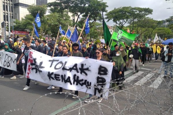 demo anti kenaikan harga bbm harus aman dan tertib 49824