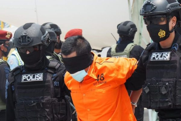 densus 88 tangkap koordinator teroris wilayah aceh 48736