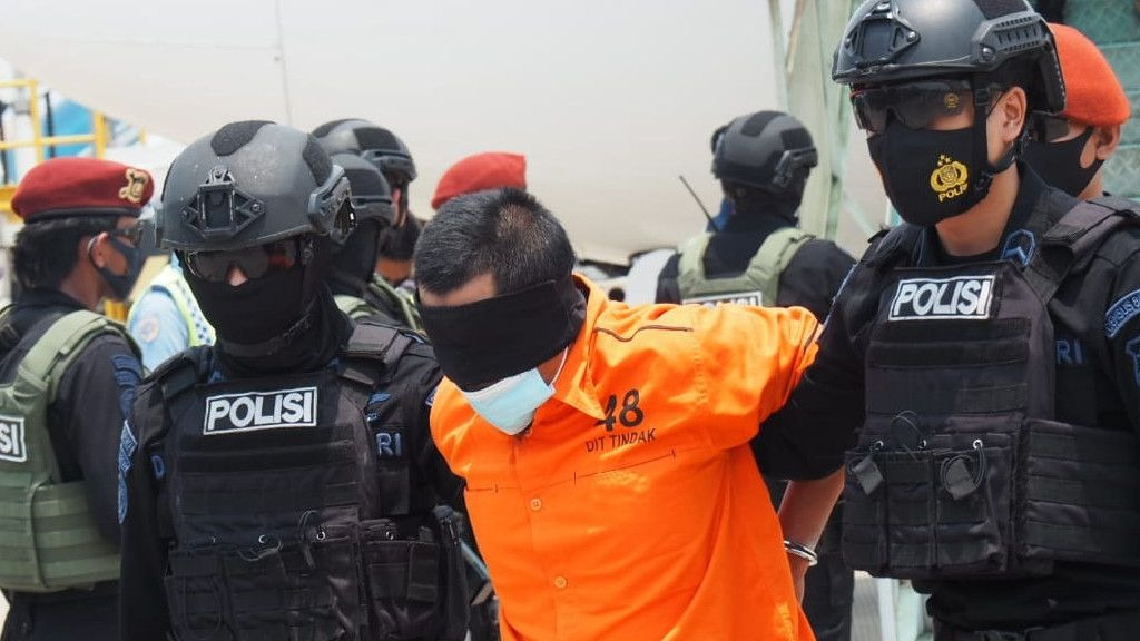 densus 88 tangkap koordinator teroris wilayah aceh 48736