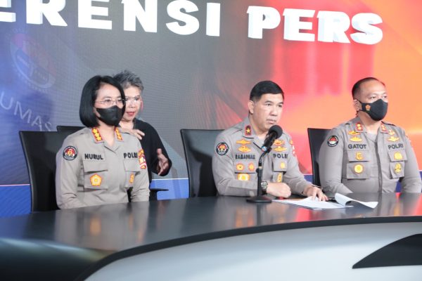 densus 88 tangkap satu terduga teroris di magetan jatim 48690