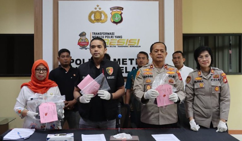 diduga masalah perselingkuhan seorang istri dibunuh suaminya sendiri di jaksel 78559 1
