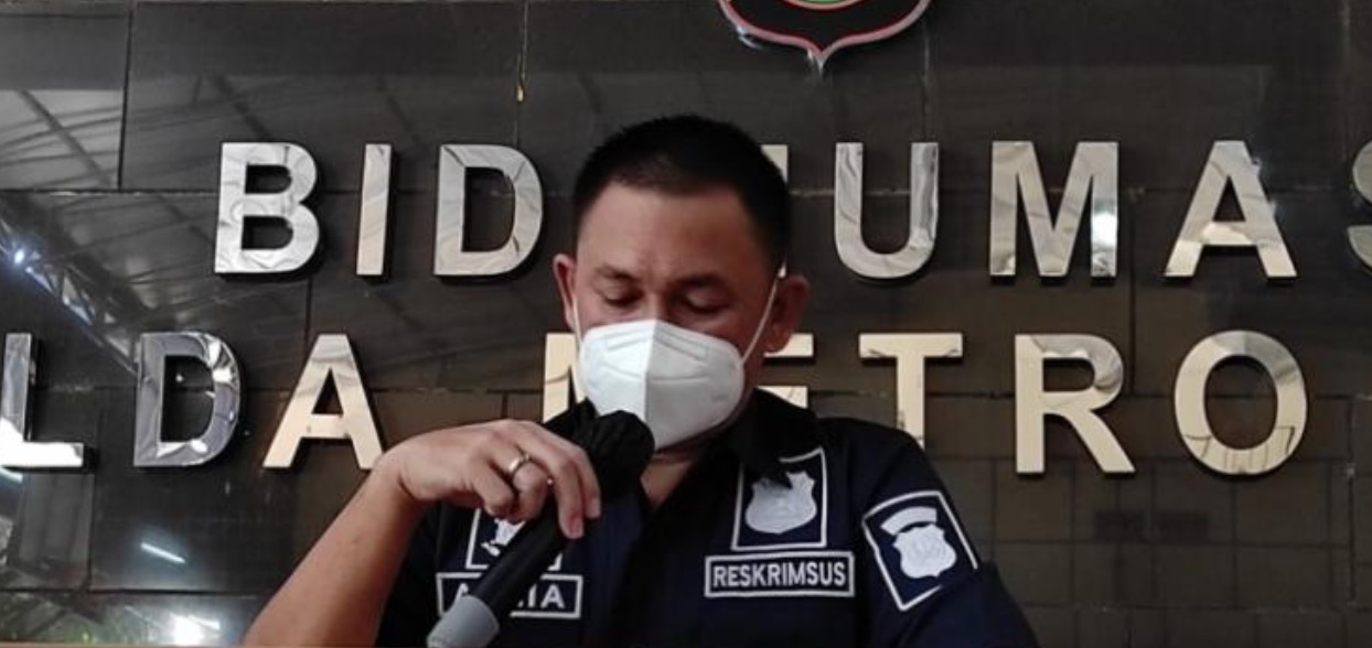 dirkrimsus polda metro jaya berhasil menangkap tiga terduga penipuan robot trading fahrenheit 45066