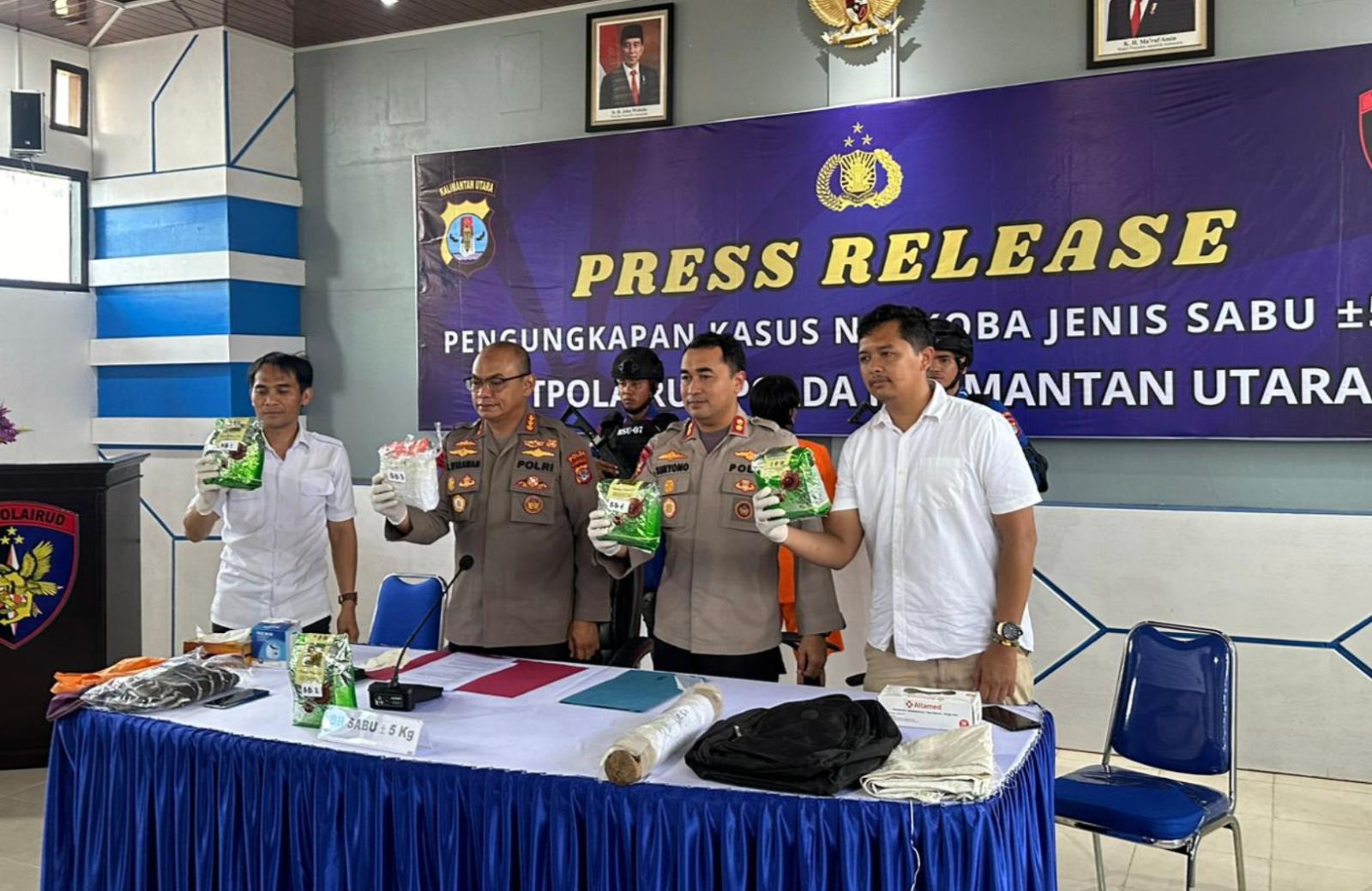 ditpolairud berhasil ungkap kasus peredaran narkotika di perairan juata laut 68199