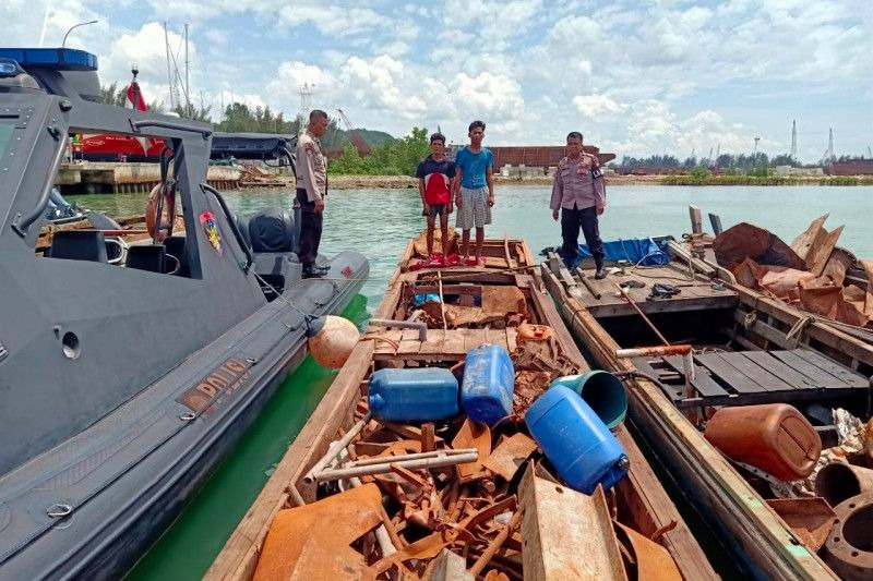 ditpolairud polda kepri tangkap 7 bajak laut di perairan batam 51223