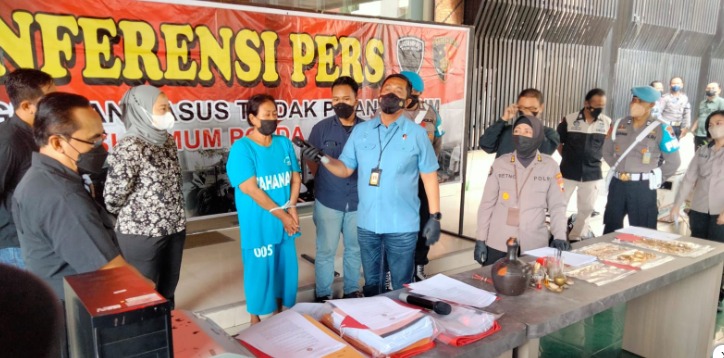 ditreskrimum polda jateng ungkap penipuan modus gendam di grobogan korban rugi hingga ratusan juta rupiah 37526 1