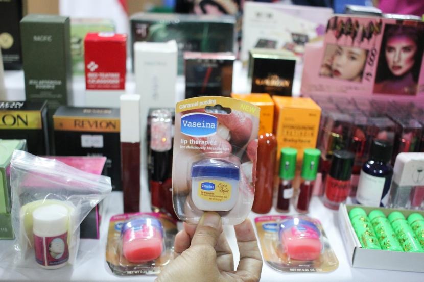 ditreskrimus polda kaltara gagalkan peredaran 4 940 kosmetik ilegal dari malaysia 50980 1
