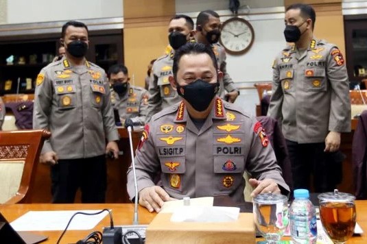 dpr apresiasi kapolri sudah tegakan hukum dan kode etik terkait kasus sambo 49193