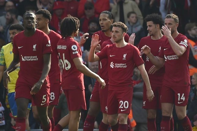 dramatis liverpool menang 3 2 atas nottingham 57178