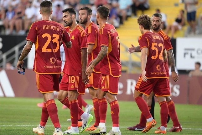 farense kalah mutlak 2 4 lawan as roma 61795 1