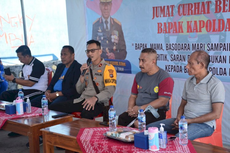 gelar jumat curhat di pantai namosain wakapolda ntt supaya tidak ada jarak 57421