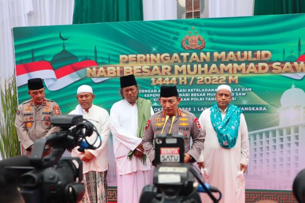 gelar maulid nabi kapolri semoga sifat sifat nabi muhammad bisa diterapkan seluruh jajaran 50705