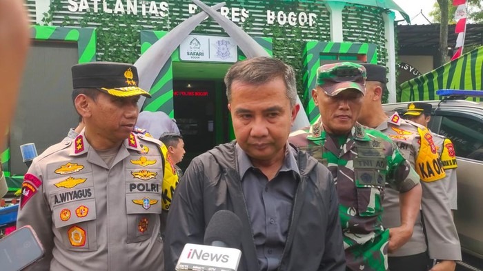 gubernur jawa barat apresiasi langkah polda jabar atur lalin di puncak 68066