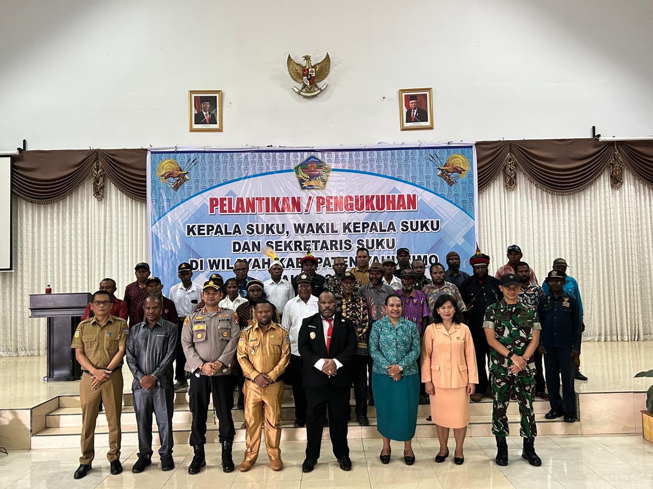 hadiri pengukuhan kepala suku yahukimo kapolres yahukimo bersama sama wujudkan keamanan 56134 1