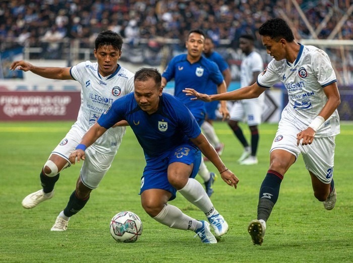 hasil pertandingan sepak bola arema melawan psis 48147