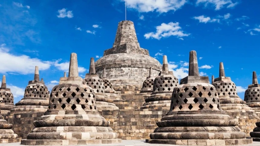 inilah 3 candi terluas dan terbesar di indonesia 53208