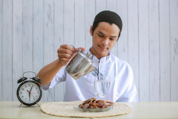 jangan asal konsumsi ini fakta berbuka dengan minuman manis 71255 1