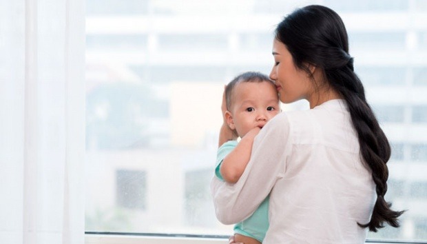 jarang diketahui ini sederet bahaya cium bayi sembarangan 66799