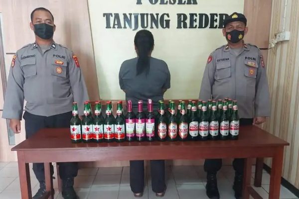 jual miras ilegal perempuan warga gunung panjang dibekuk polisi 49426